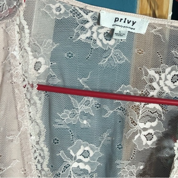 cute top 💖 - Picture 2 of 2